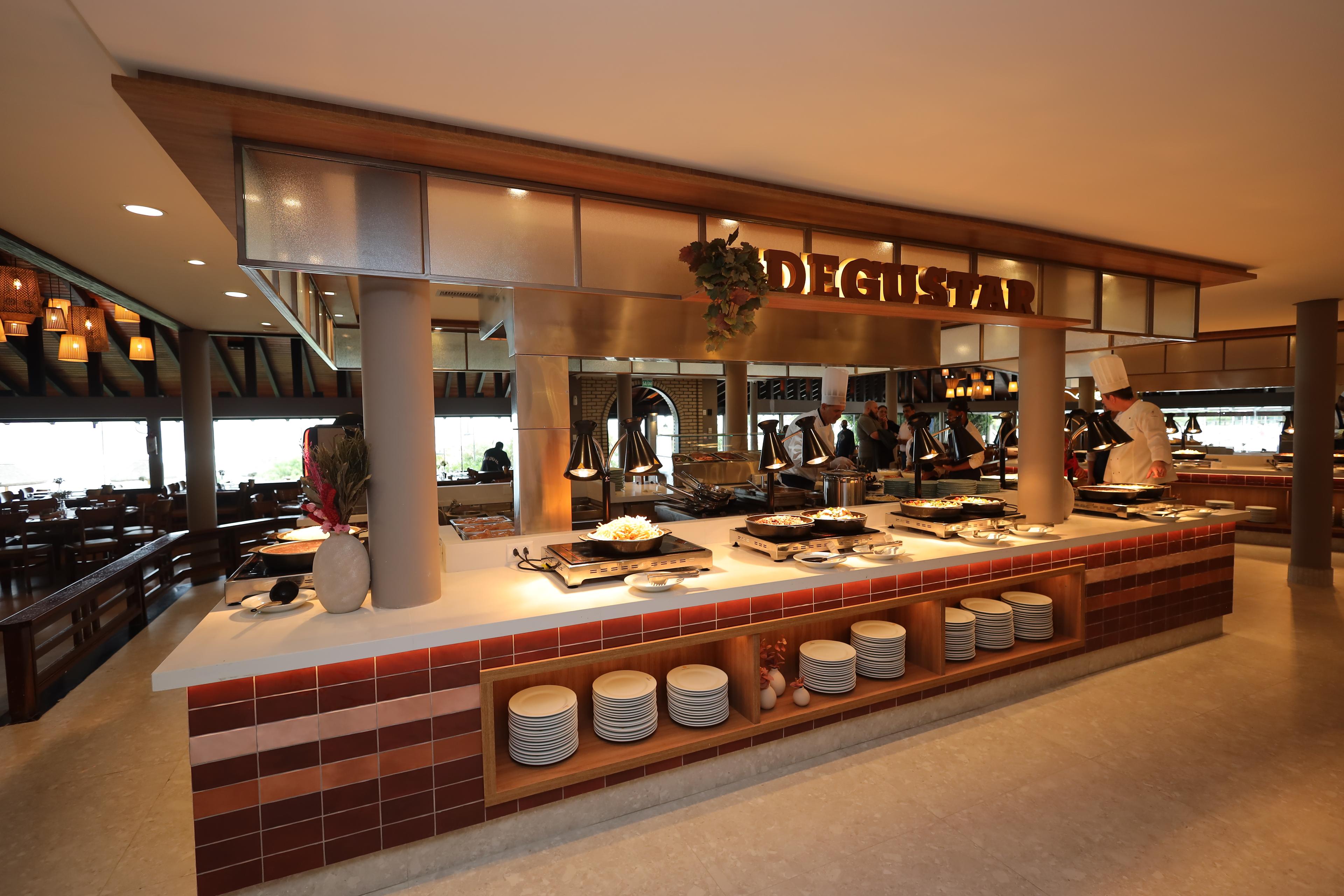 Costao remodels main restaurant and expands kids' area